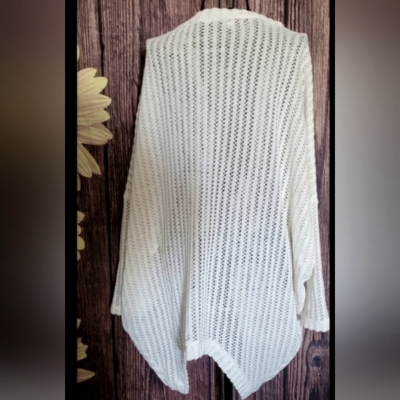 HoSanna Dropped Sleeve Cardigan - Picture 3 of 4